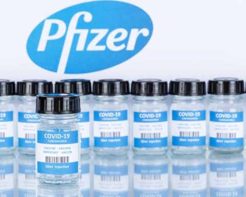 Pfizer-Dr-Yeadon